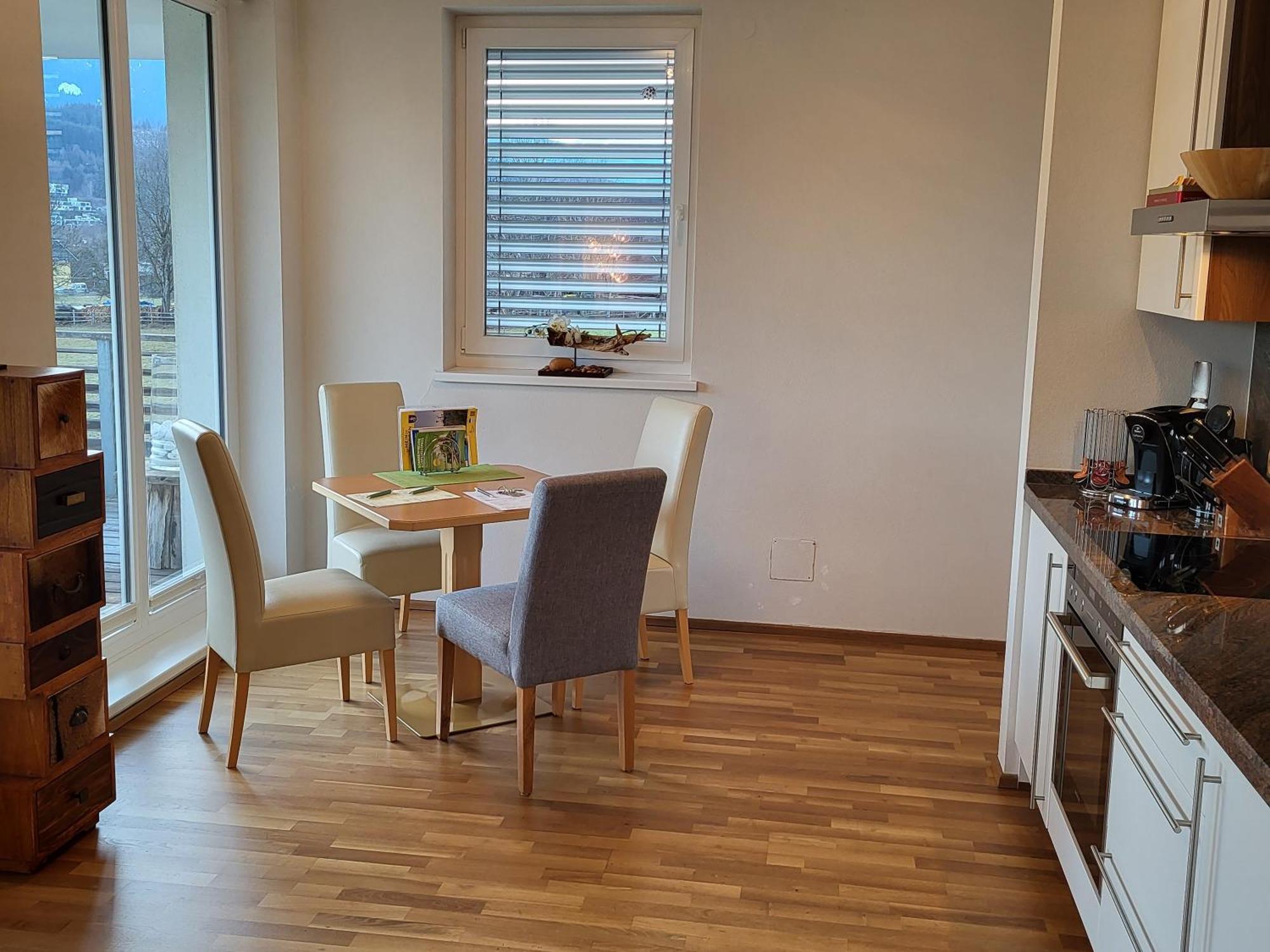 Zegg-Lounge Apartment เซโบเดิน ห้อง รูปภาพ