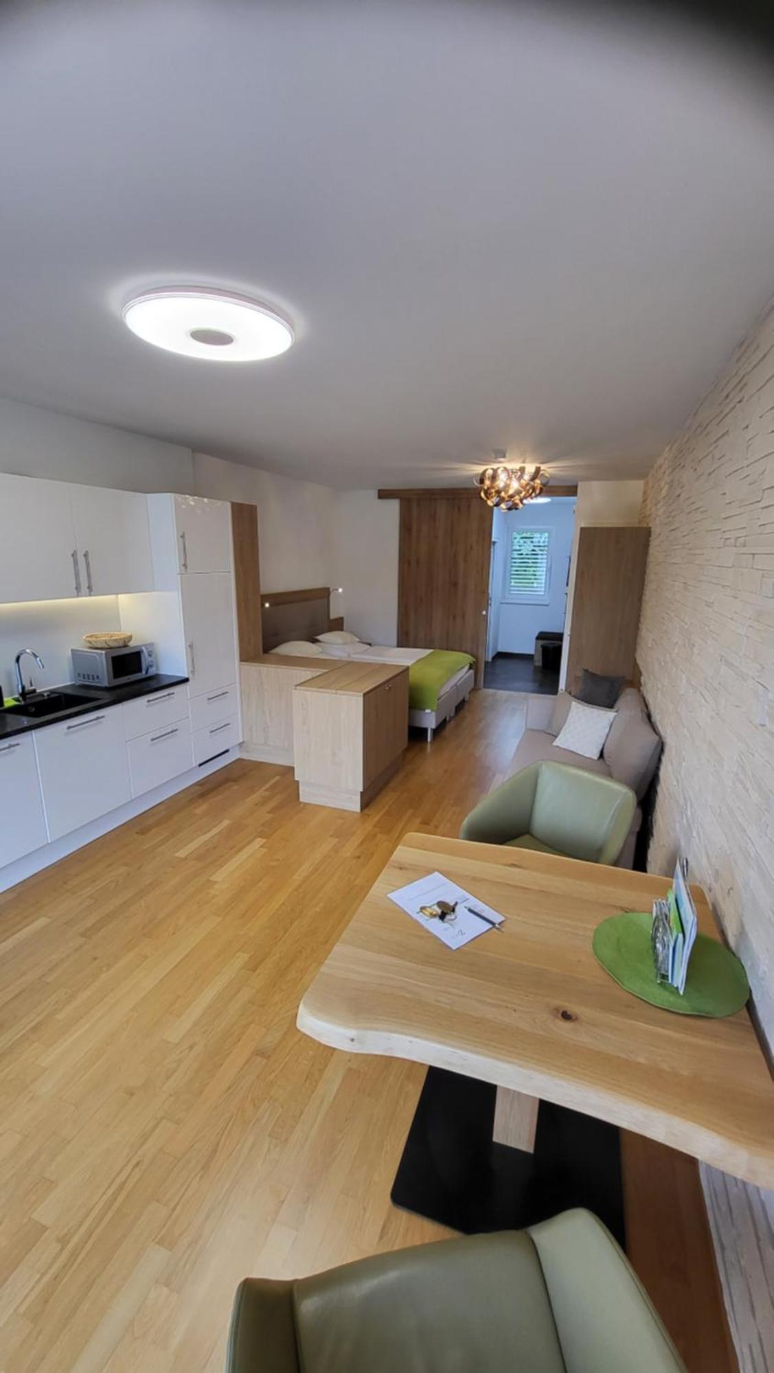 Zegg-Lounge Apartment เซโบเดิน ภายนอก รูปภาพ
