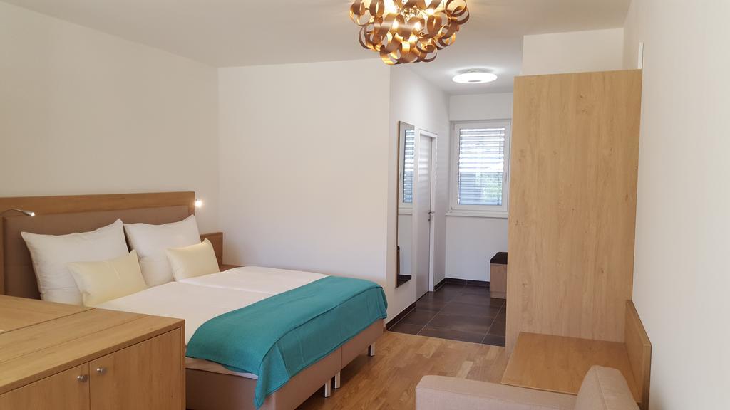 Zegg-Lounge Apartment เซโบเดิน ภายนอก รูปภาพ
