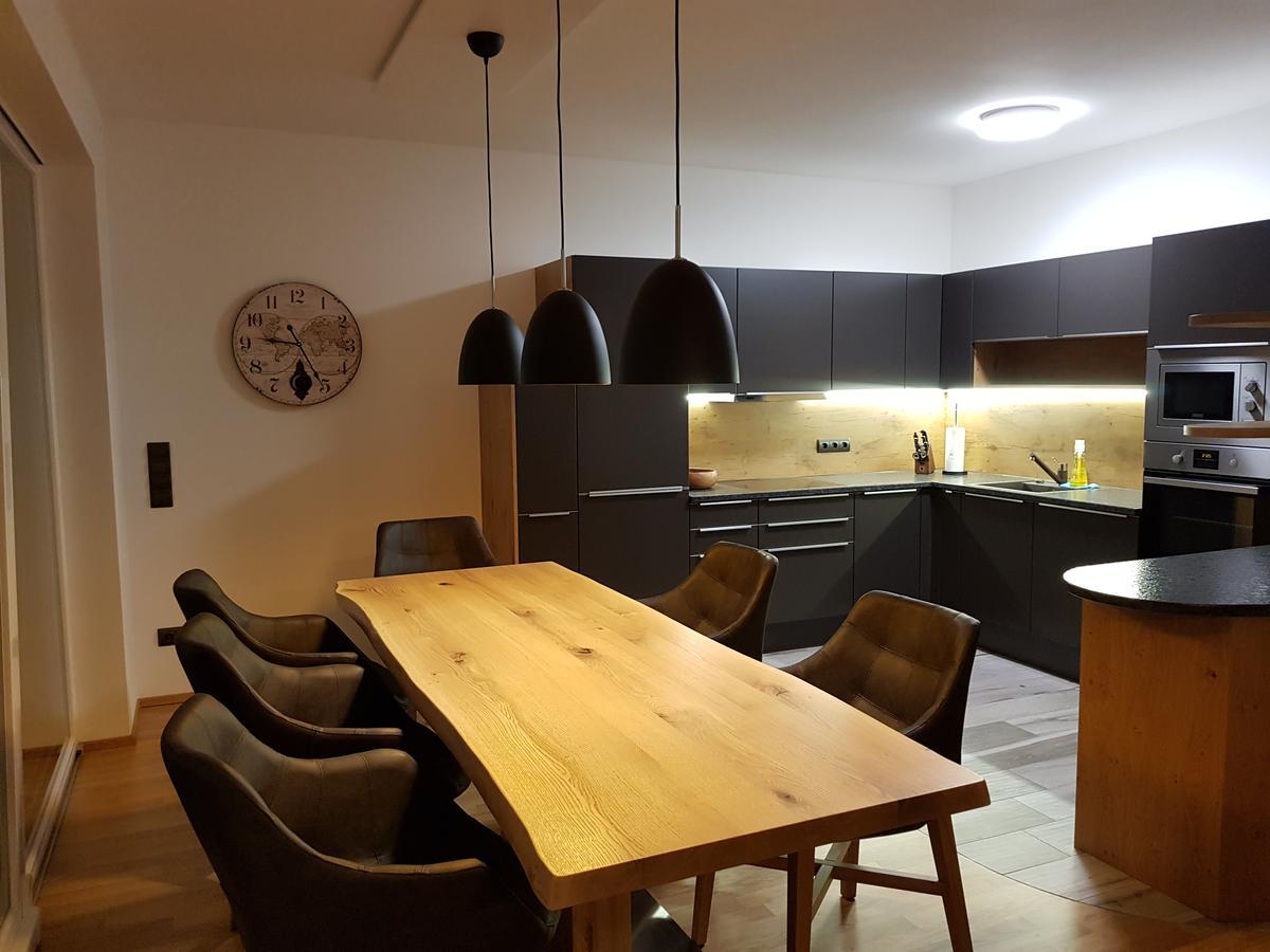 Zegg-Lounge Apartment เซโบเดิน ภายนอก รูปภาพ